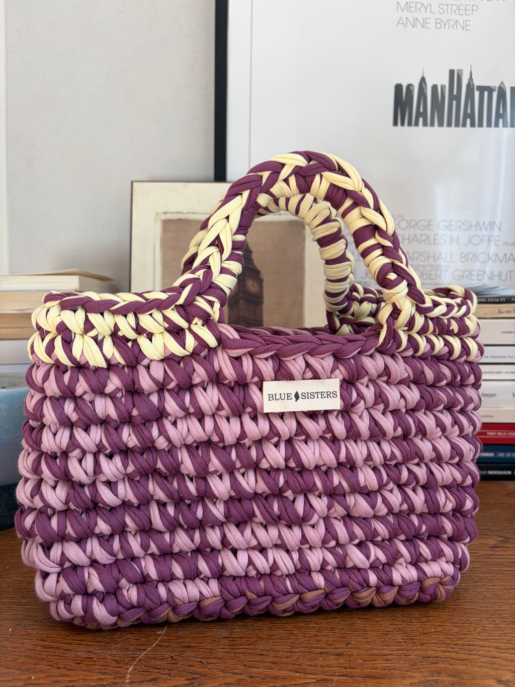Sac cabas en crochet violet et jaune, fait main en coton recyclé