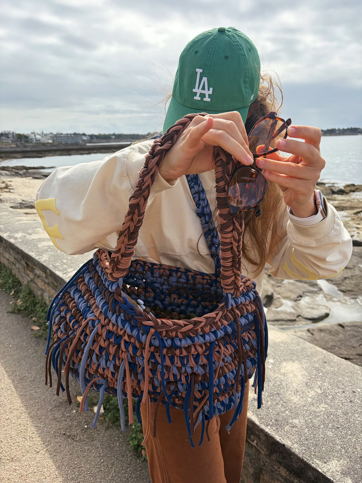 Grand sac cabas en crochet bleu et marron, style western, fait main