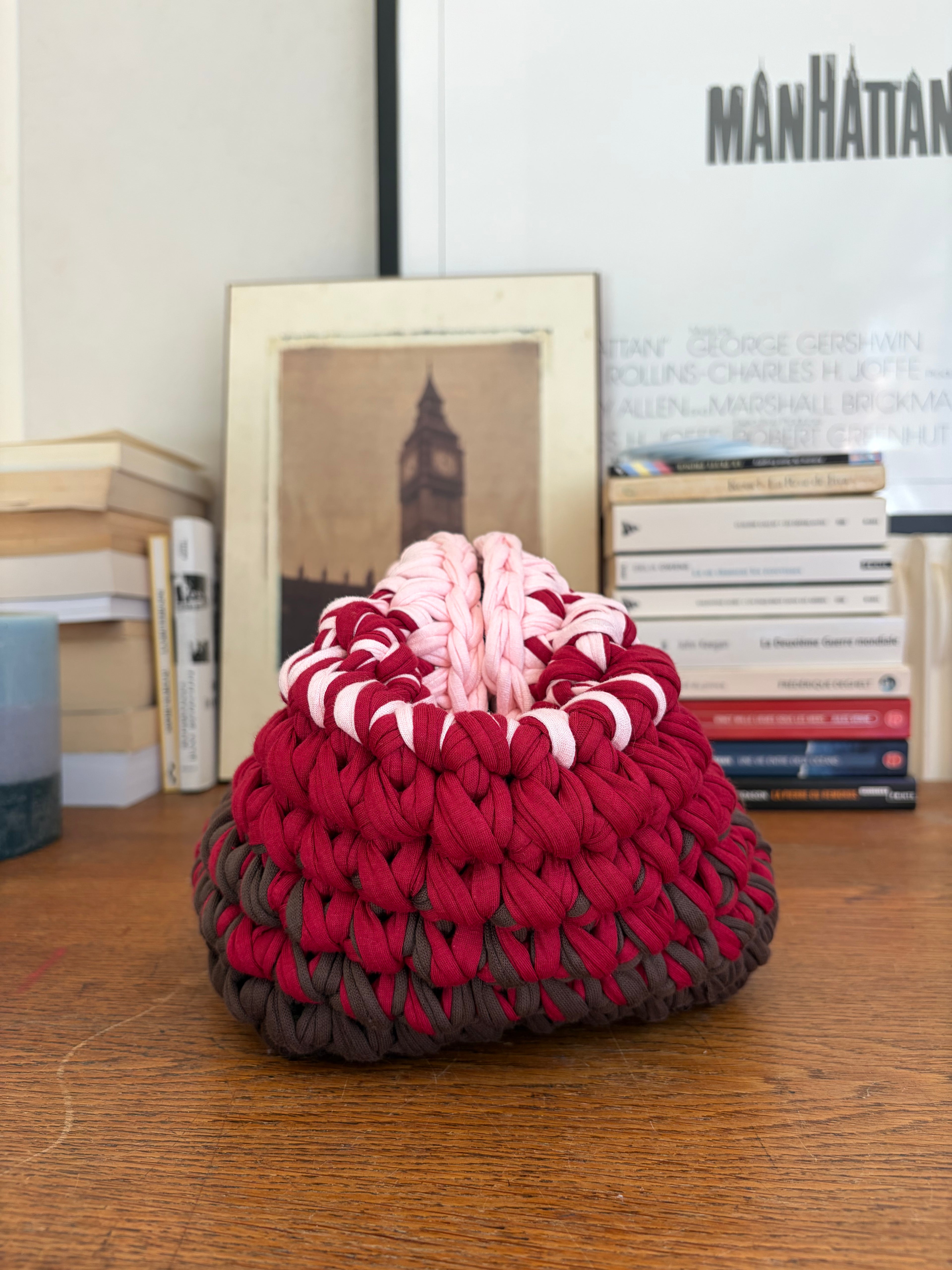 Pochette clutch en crochet bordeaux, chocolat et rose pâle, faite main en coton recyclé
